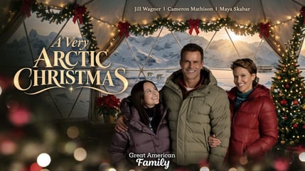 a-very-arctic-christmas-key-art