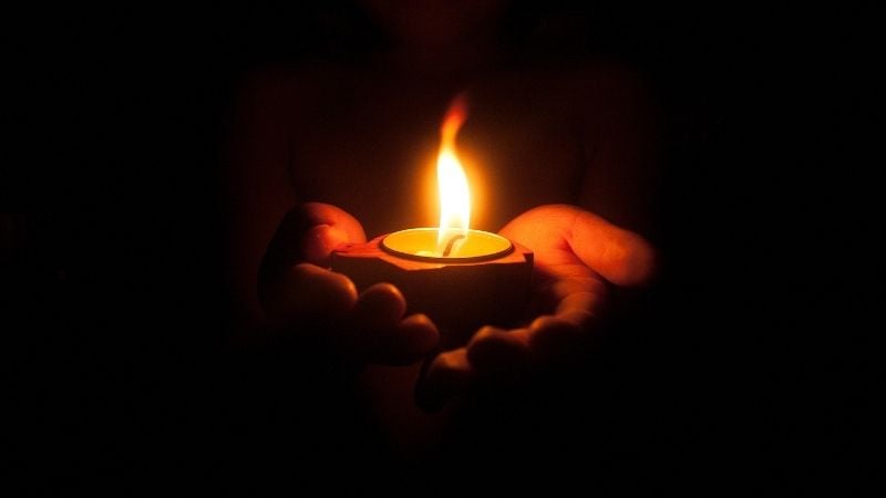 bible-verses-about-death-of-loved-one-pure-flix-800px-450px