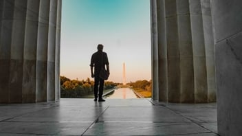 david ar white god's not dead we the people at lincoln memorial