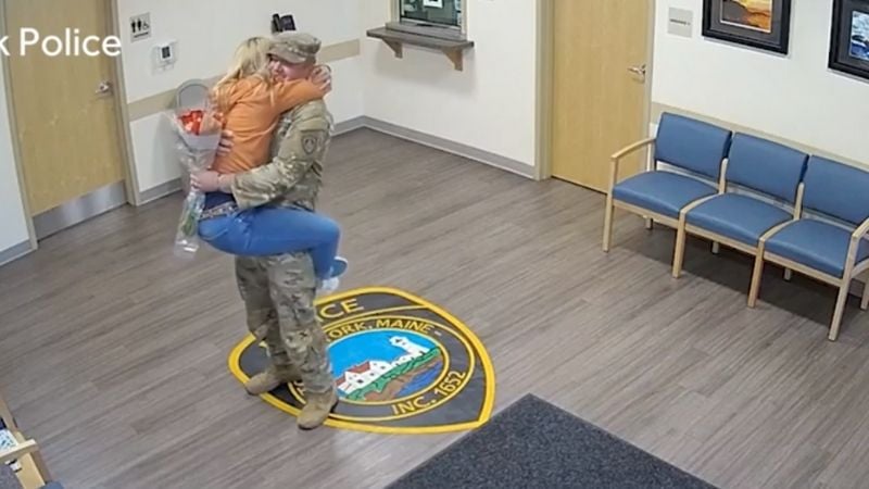 reunite-with-wife-military-surprise-pure-flix-800px-450px