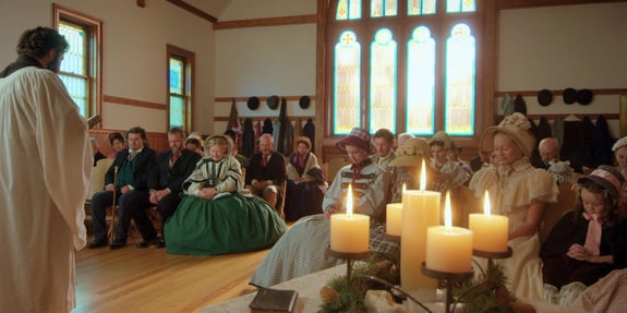church congregation praying we three kings