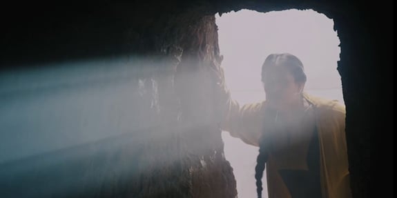 history of easter woman entering the tomb