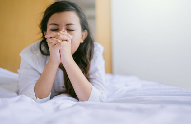 woman praying night