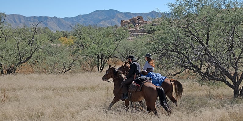 birthright-outlaw-horseback-riding