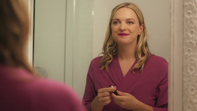 stepping-into-love-claire-lipstick-mirror