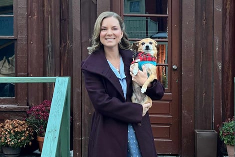 cindy-busby-1-040626-f67c955dbb3945bbbebf18f4b8204338-1